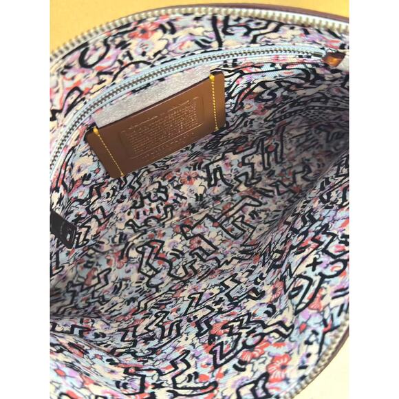 Coach 28678 Coach X Keith Haring Turnlock Wristlet 30 - Picture 3 of 6